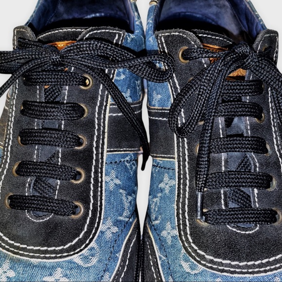 Mens authentic Louis Vuitton monogrammed blue denim w/ navy blue suede detailing - Picture 2 of 12